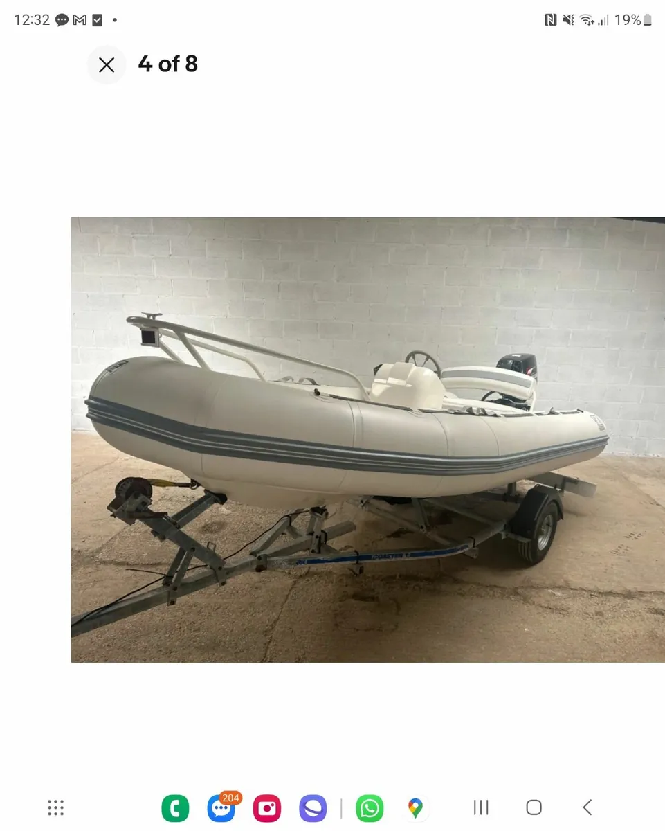 Zodiac Yachtline 420, 40hp Suzuki, Roller Trailer - Image 4