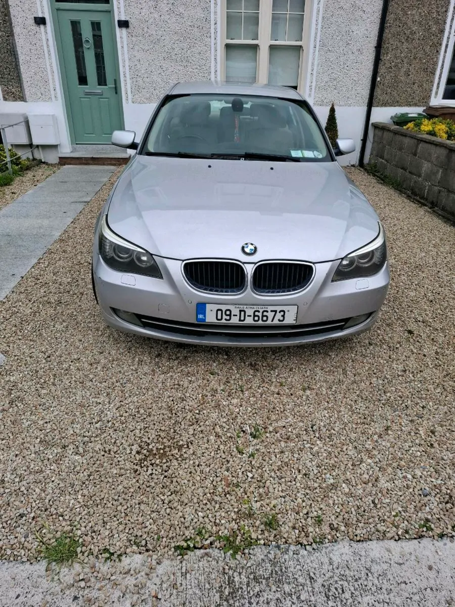 BMW 520d - Image 1