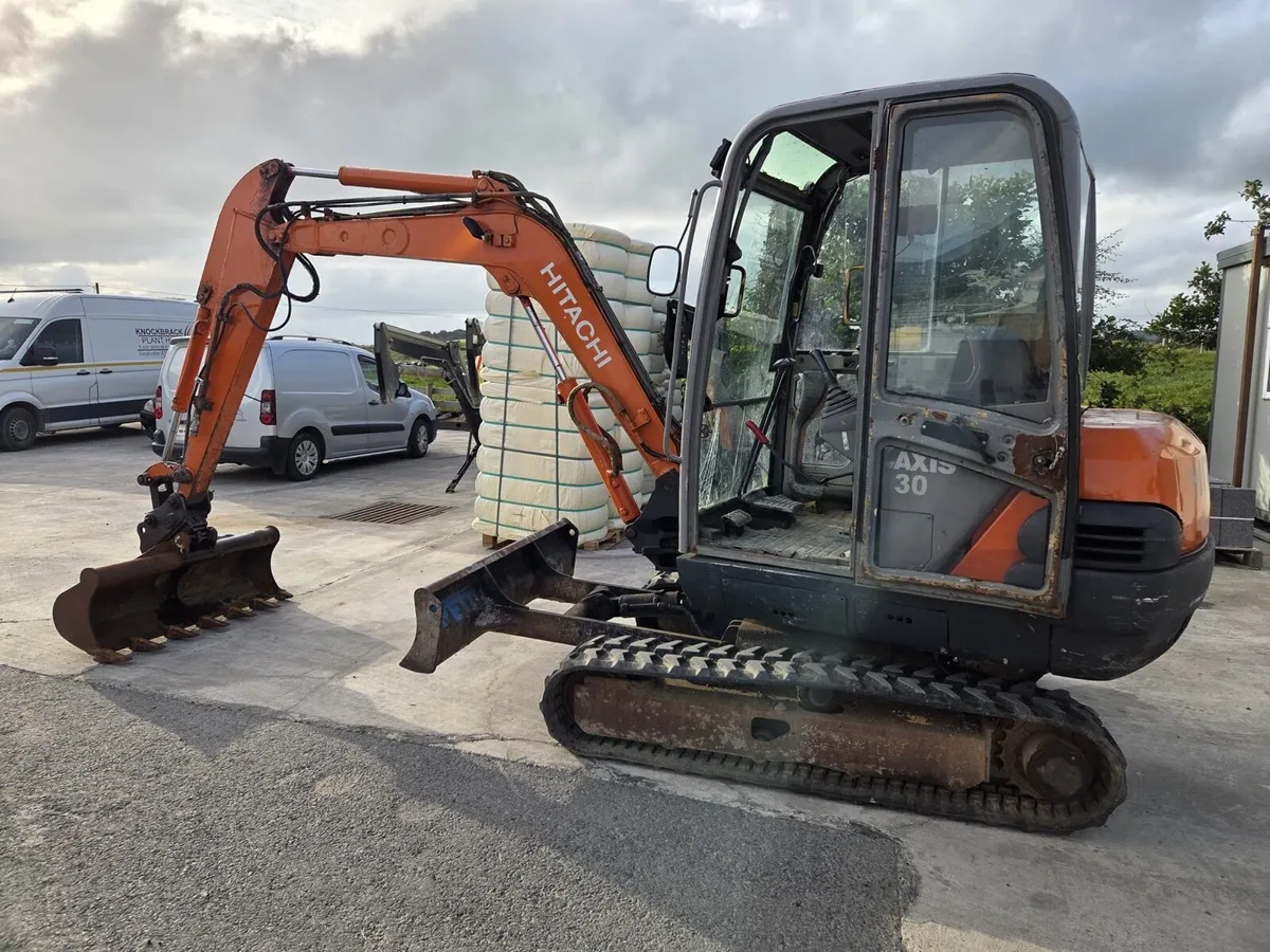 zaxis 30 - Image 1
