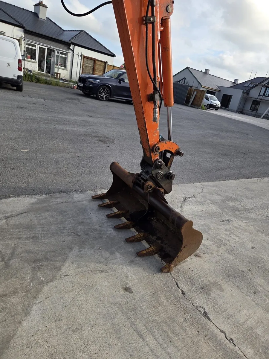 zaxis 30 - Image 4