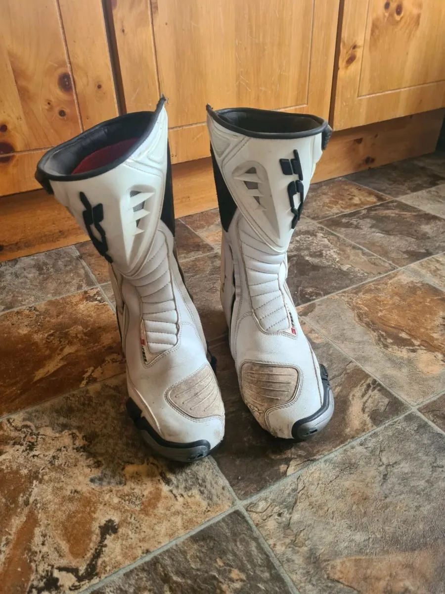 TCX motorcycle boots - Image 3
