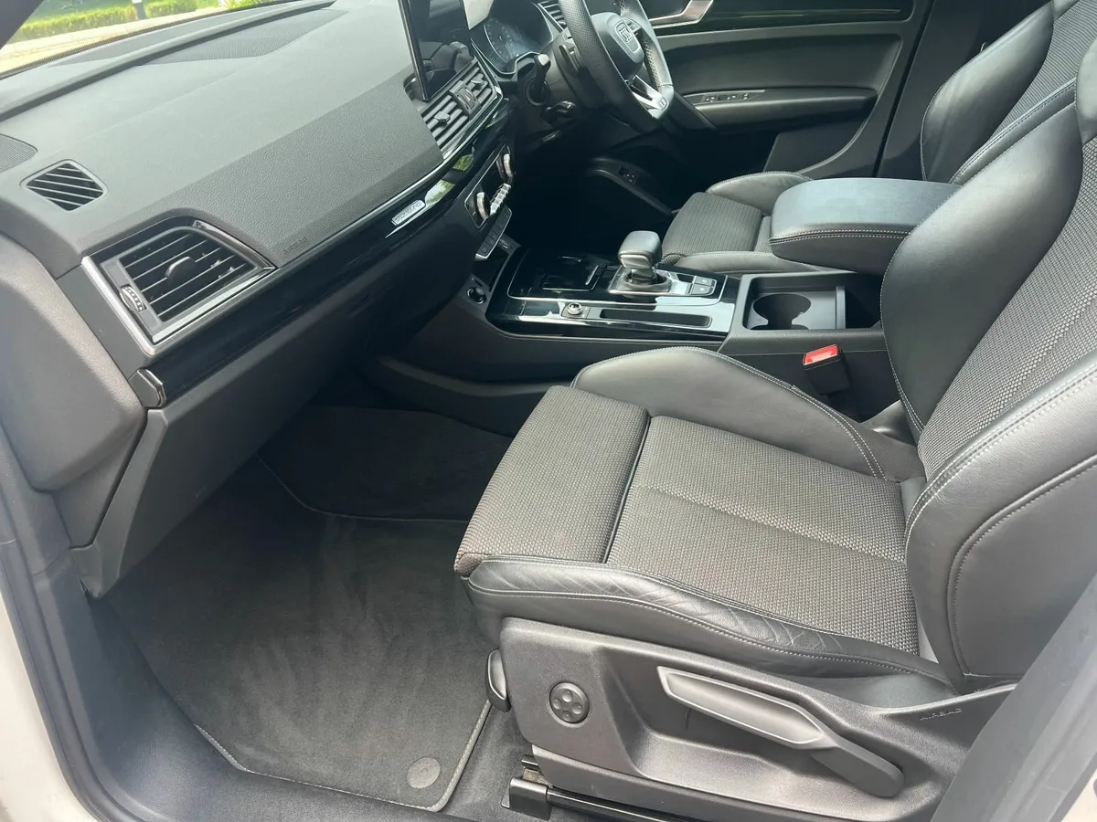 Audi Q5 50 TFSI E QUATTRO 2023 - Image 4