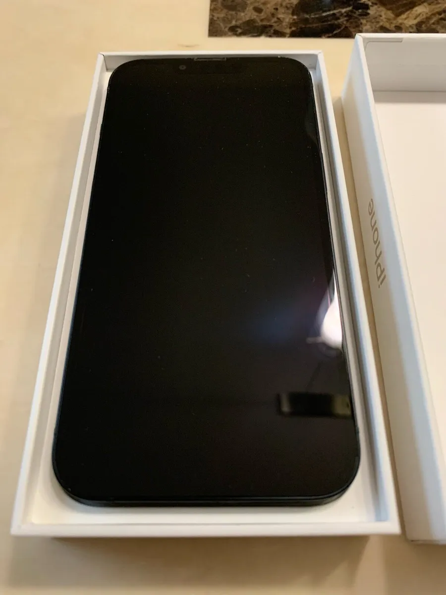 iPhone 13 128GB Black - Image 2
