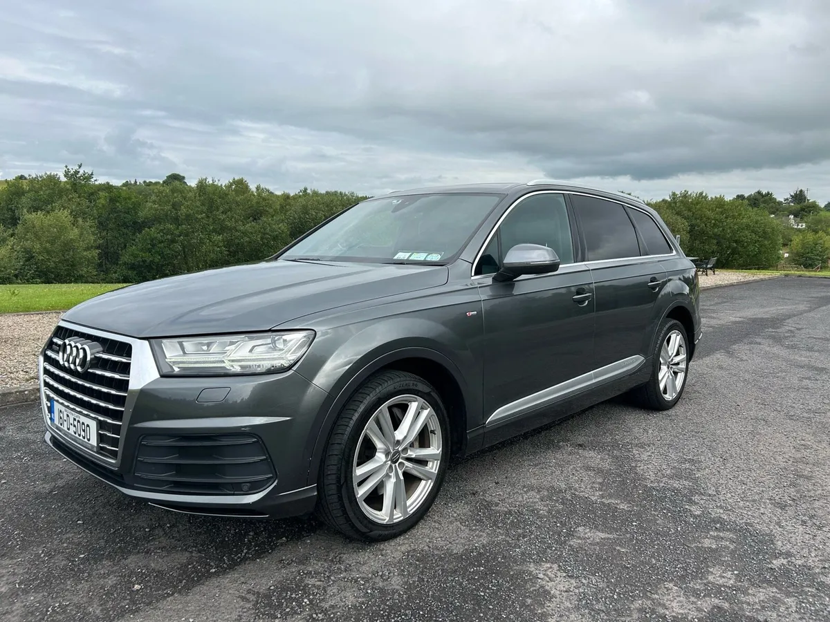 Audi Q7 S line pan roof - Image 4
