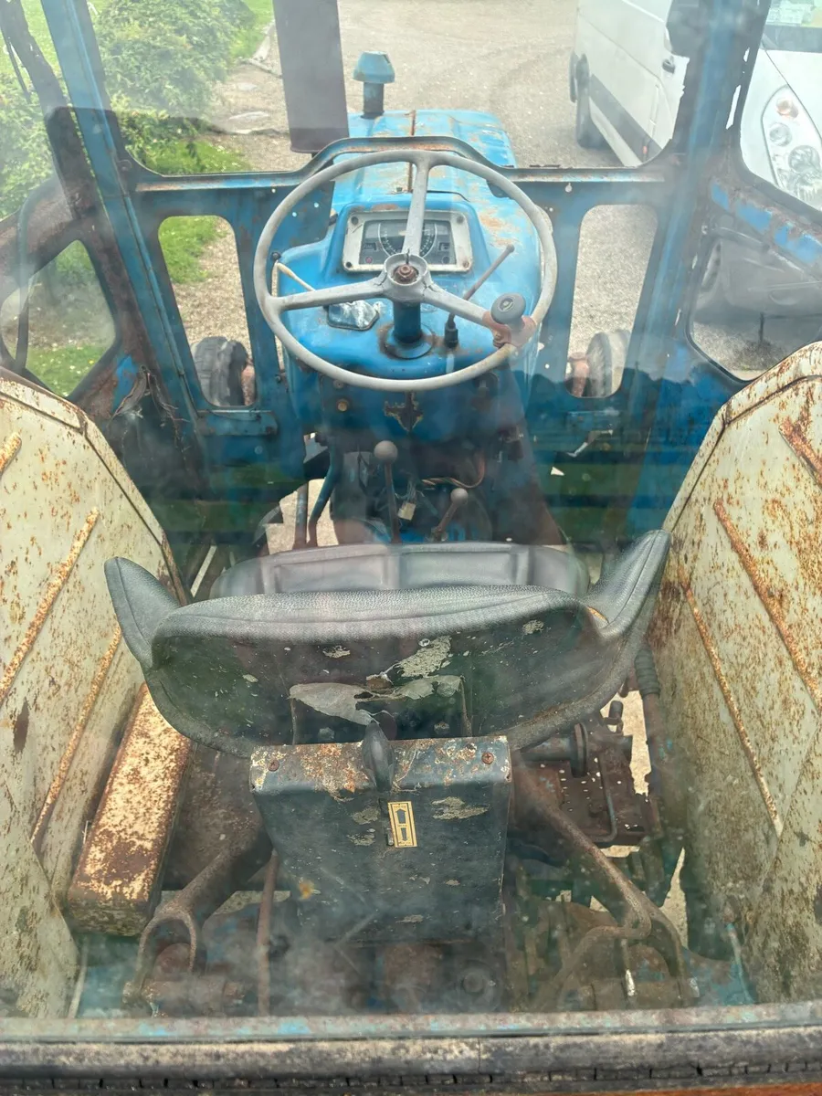 Ford 4000 - Image 4