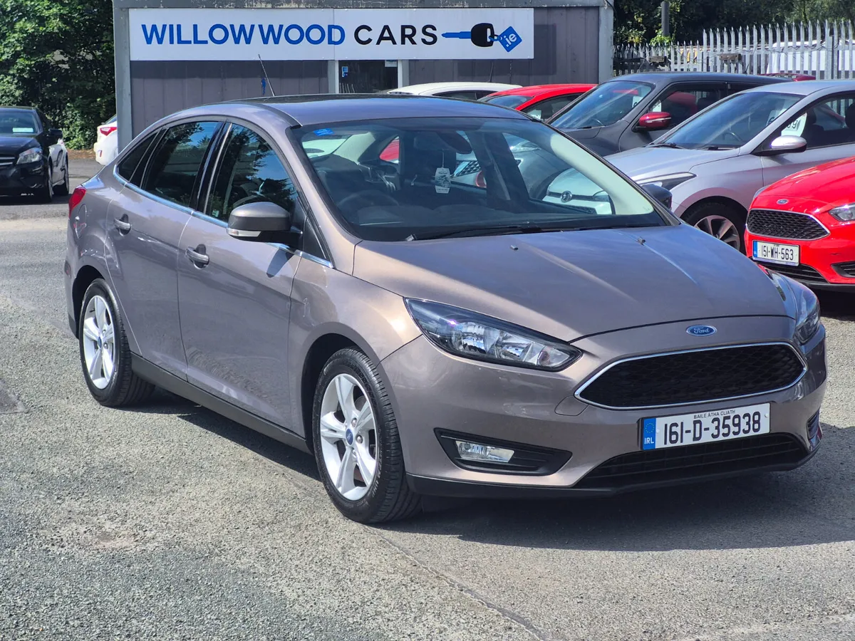 Ford Focus 1.5tdci 4dr zetec 2016 low kms - Image 3
