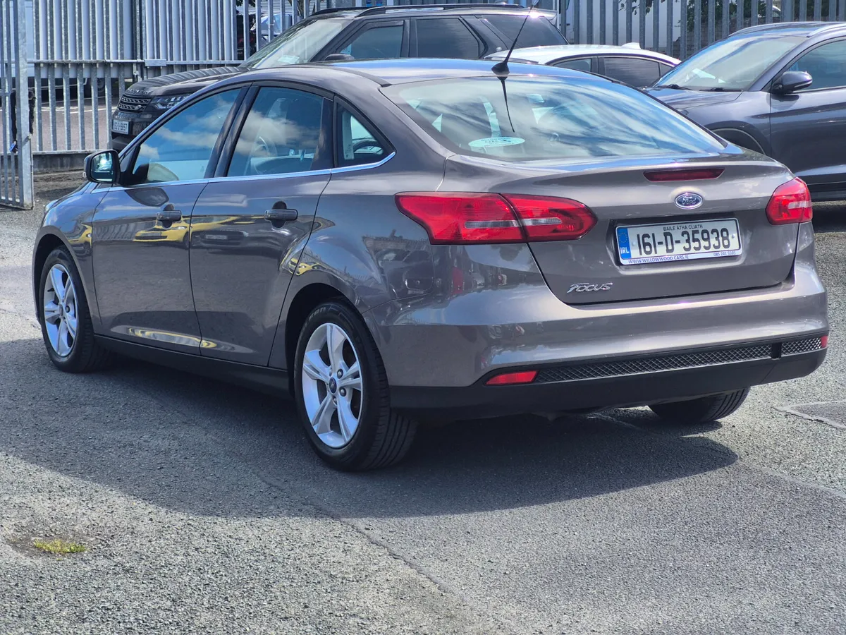 Ford Focus 1.5tdci 4dr zetec 2016 low kms - Image 4