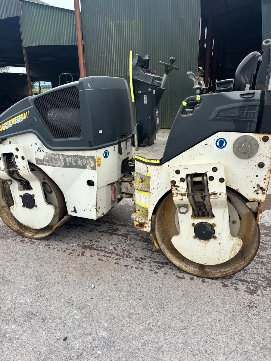 Roller bomag 135 - Image 3