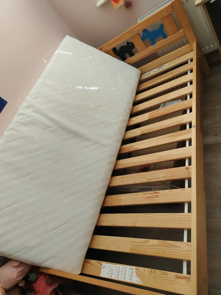 kids bed - Image 2