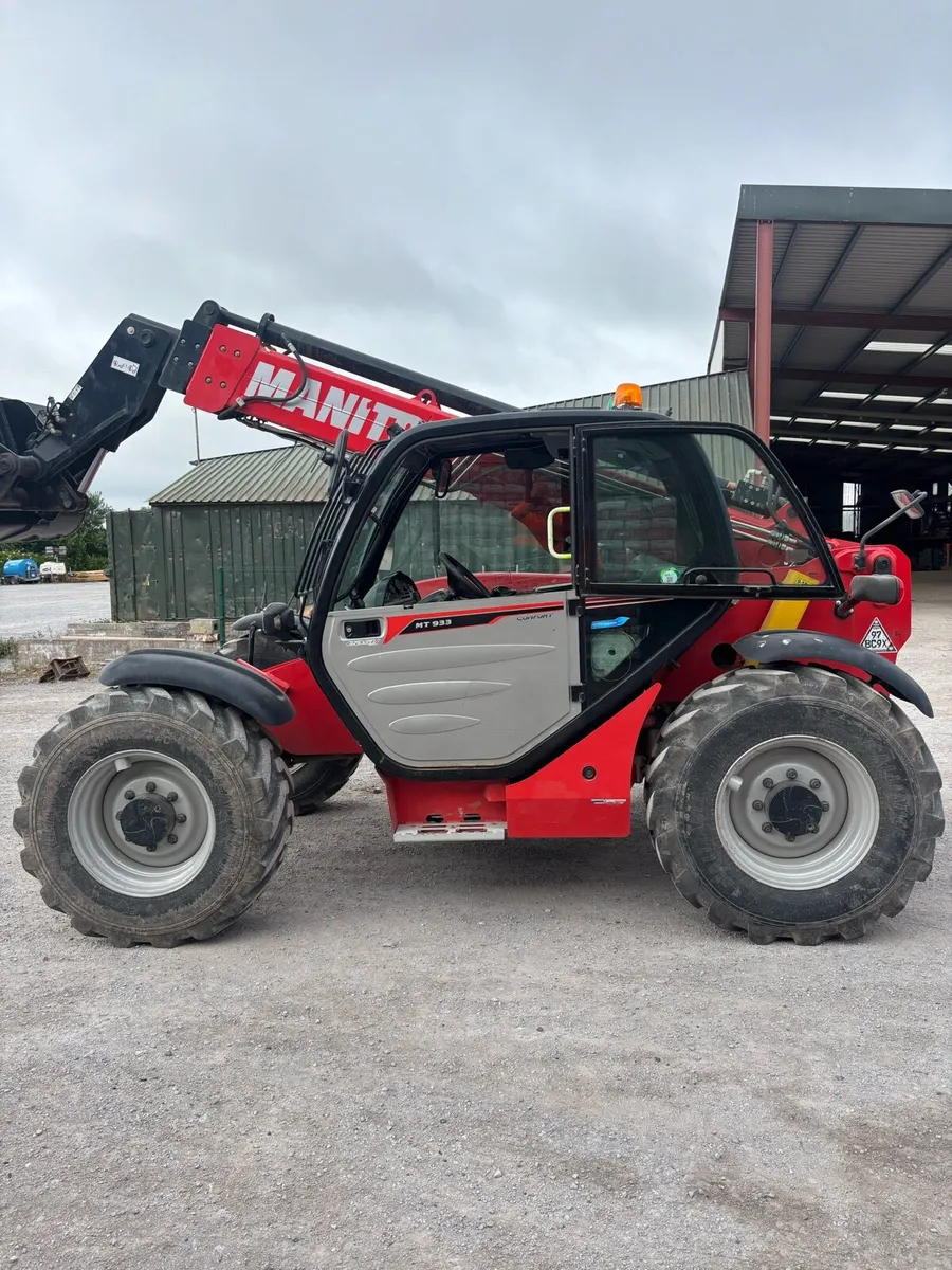 Manitou 933 comfort Loadall - Image 1
