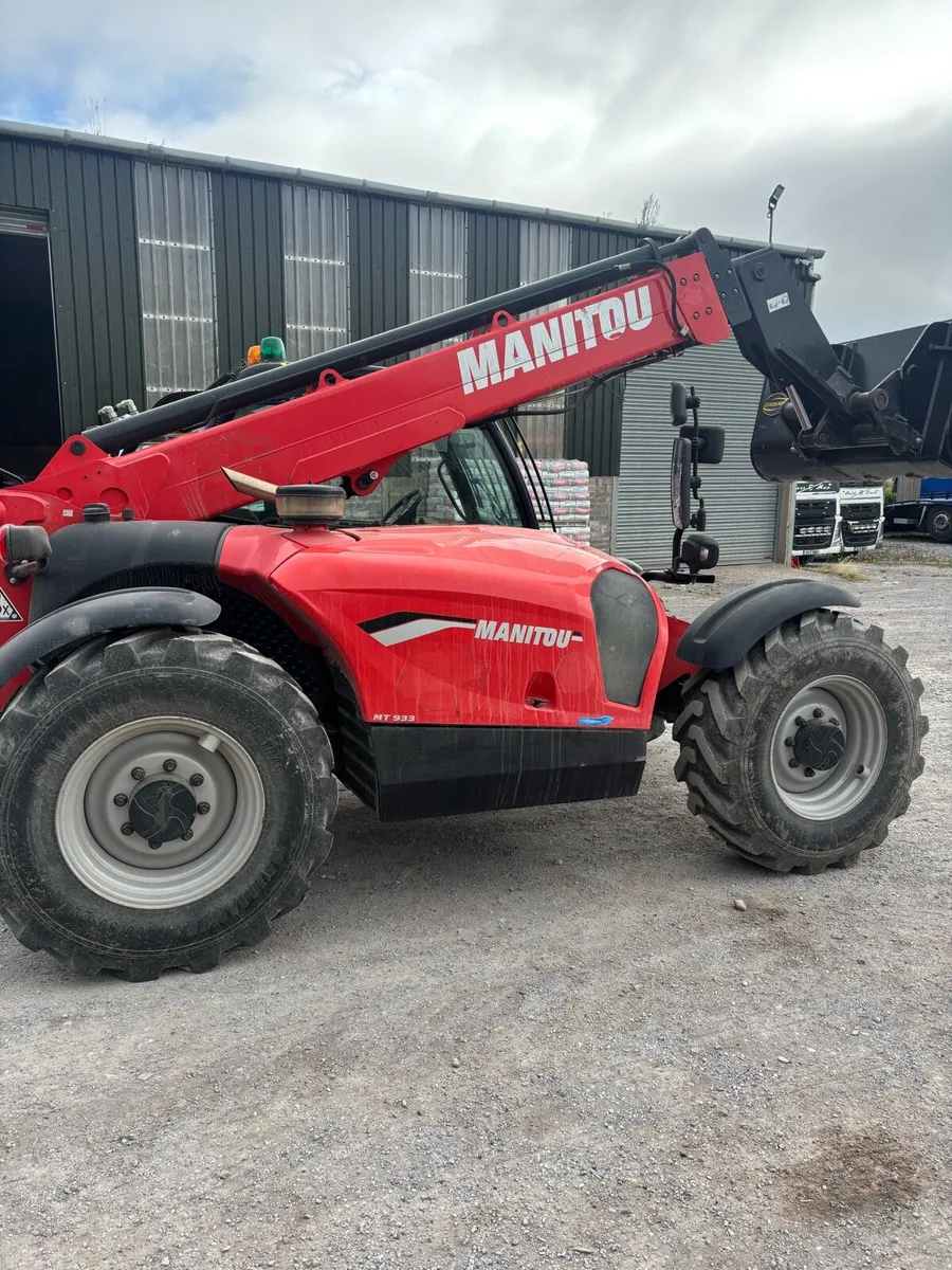 Manitou 933 comfort Loadall - Image 3