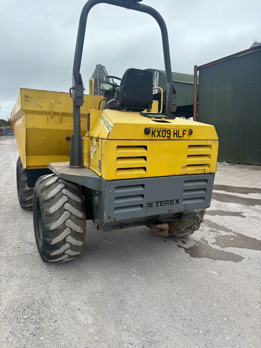 9 ton dumper - Image 2