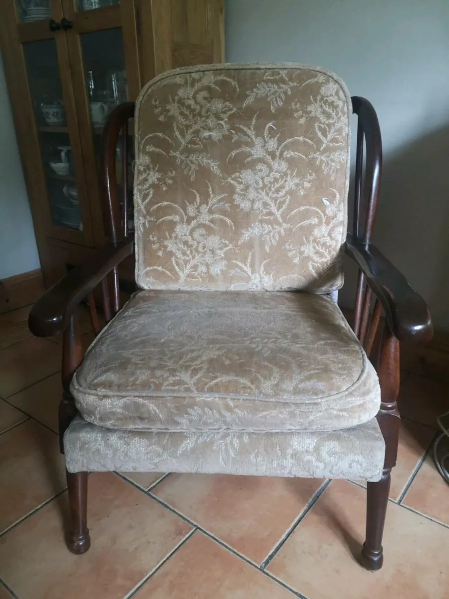 Armchair × 2 - Image 1