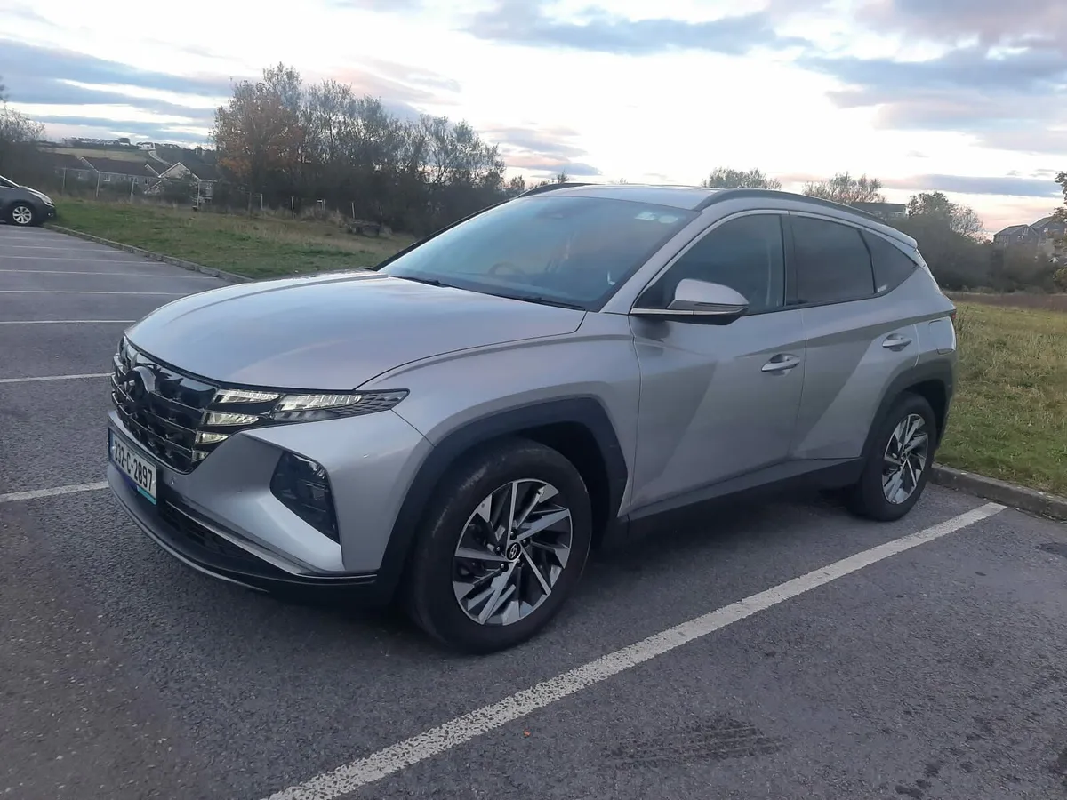 Car - Image 3