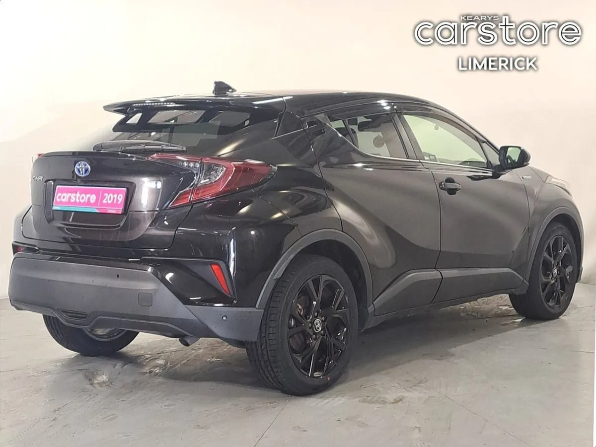 Toyota C-HR 1.8 PET Hybrid Auto - Image 3