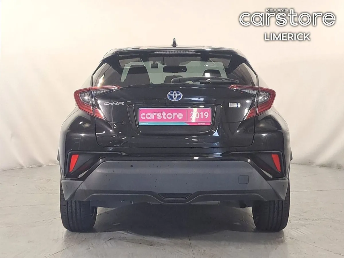 Toyota C-HR 1.8 PET Hybrid Auto - Image 4