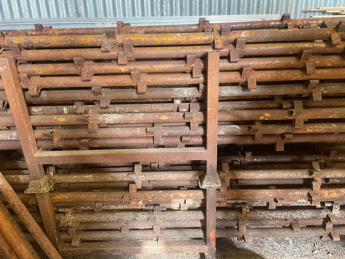 Scaffolding - Image 2