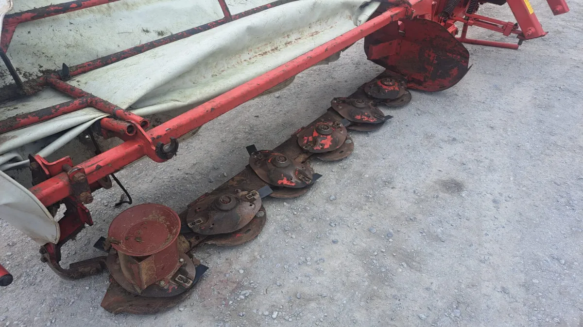 Lely 240 8 foot mower - Image 4