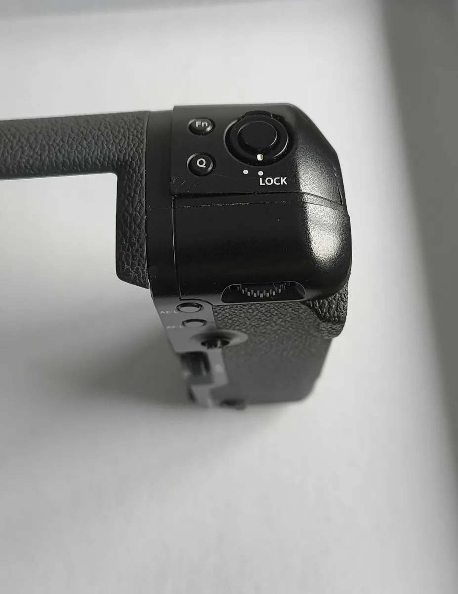 Fujifilm X-T2 battery booster grip - Image 2