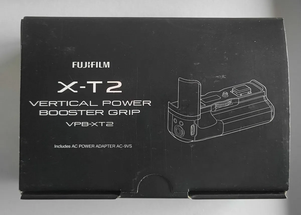 Fujifilm X-T2 battery booster grip - Image 1