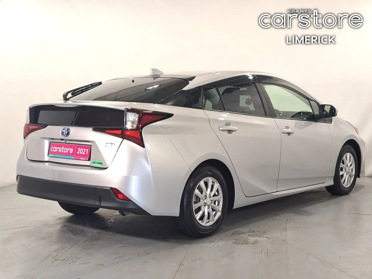 Toyota Prius 1.8 PET Hybrid - Image 3