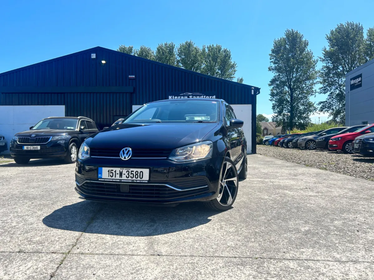 2015 Volkswagen Polo - Image 2