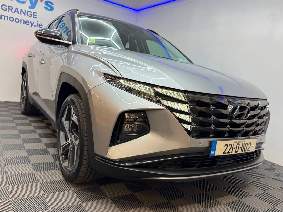 Hyundai Tucson 4WD Executive Plus Phev Auto 2 Ton - Image 3