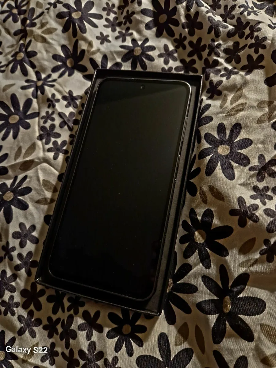 Samsung S24 FE - Image 2