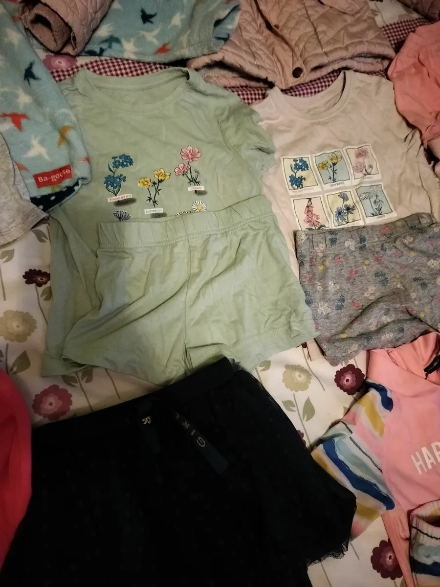 Girls bundle age 3-4 years - Image 2