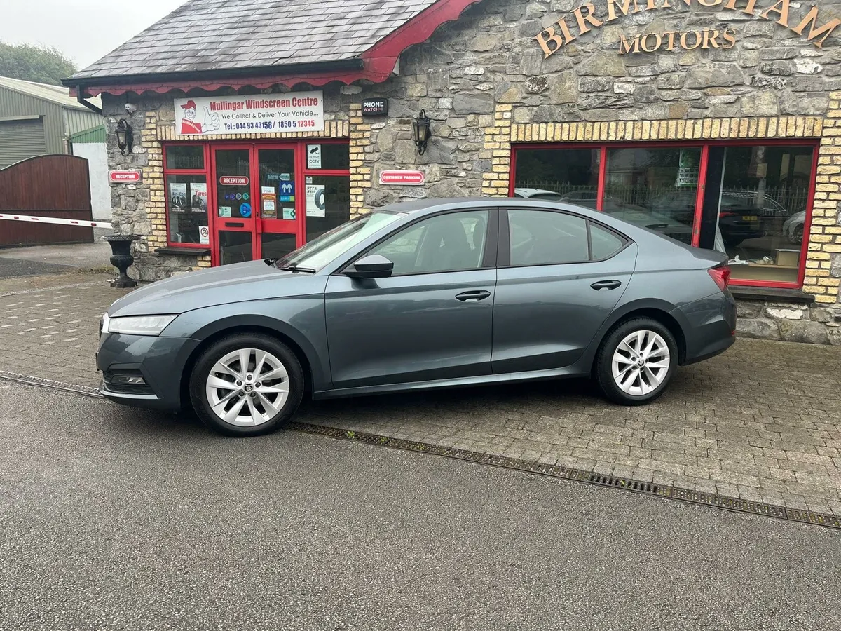 SKODA OCTAVIA 2.0TDI AMBITION - Image 2