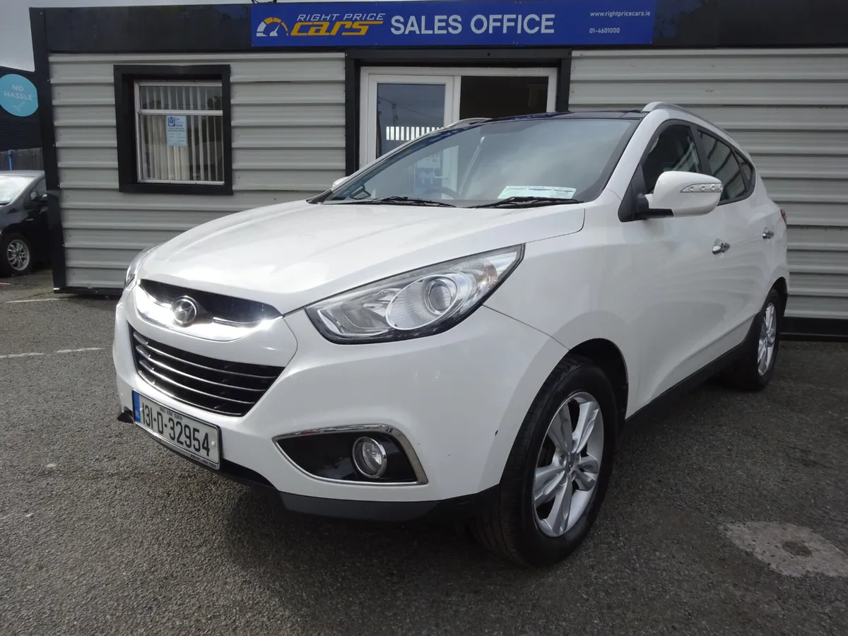 HYUNDAI IX 35 1.7 DIESEL PREMIUM LOW MILEAGE - Image 3