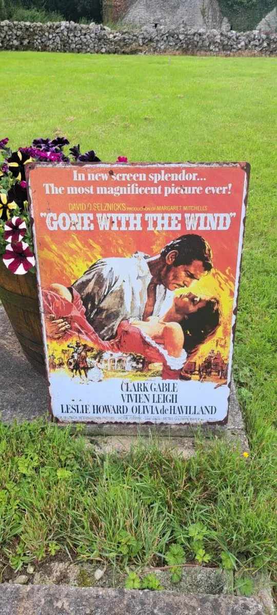 Large  gone with wind metal sign - Image 1