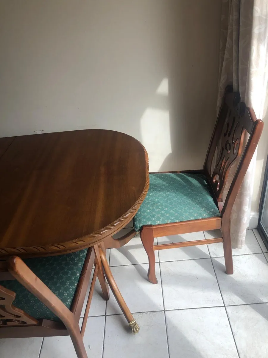 Dining table - Image 2
