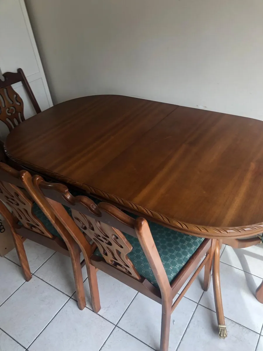 Dining table - Image 4