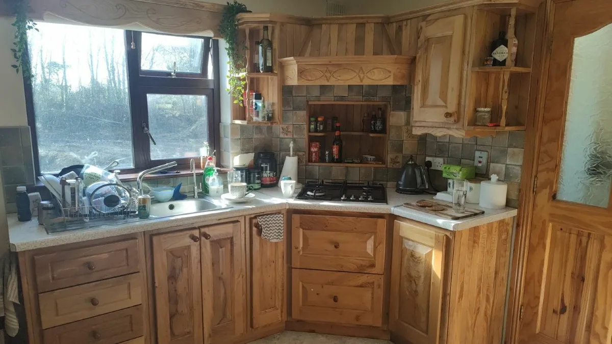 Kitchen - Image 3