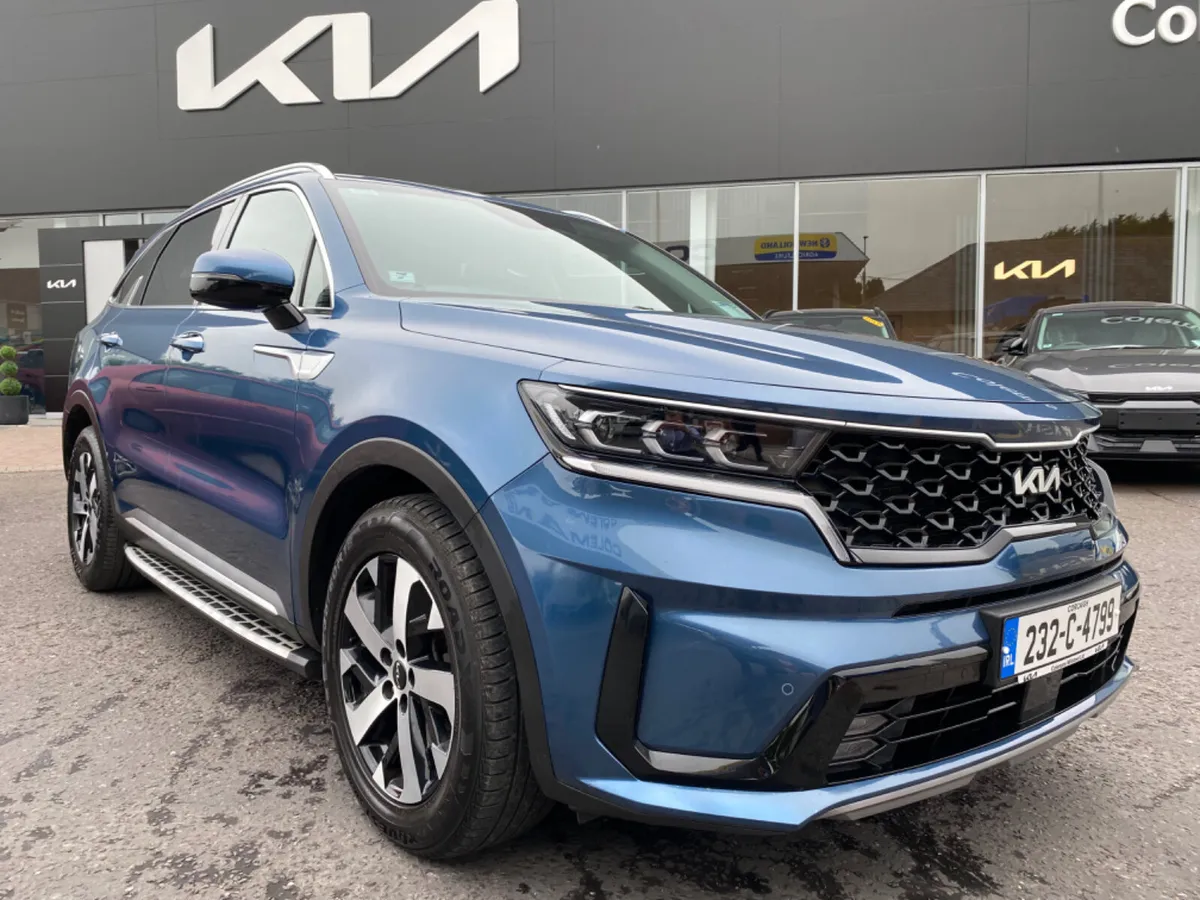*RESERVED* Kia Sorento K3 5-Seater 2.2 diesel Auto - Image 2