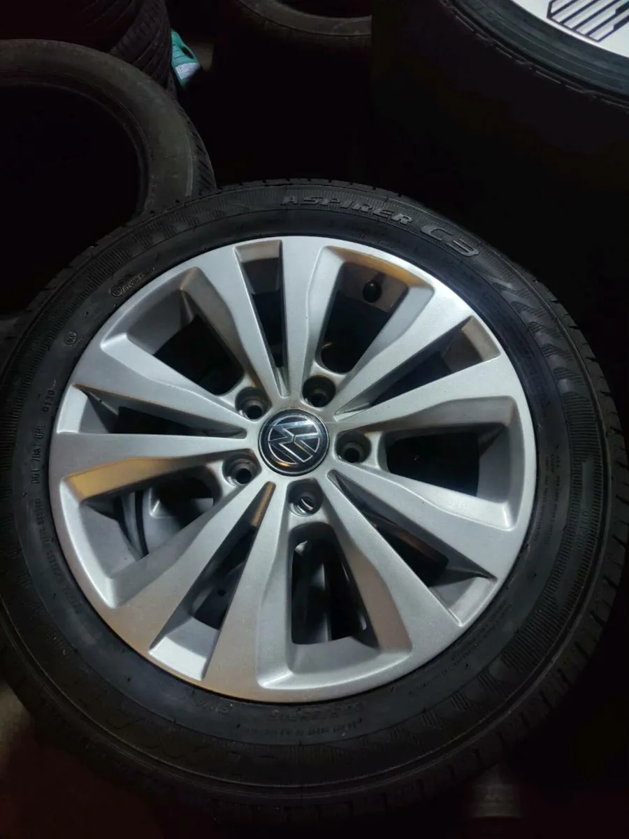 VW 16'19' ALLOYS GOLF CADDY A3 SEAT - Image 1