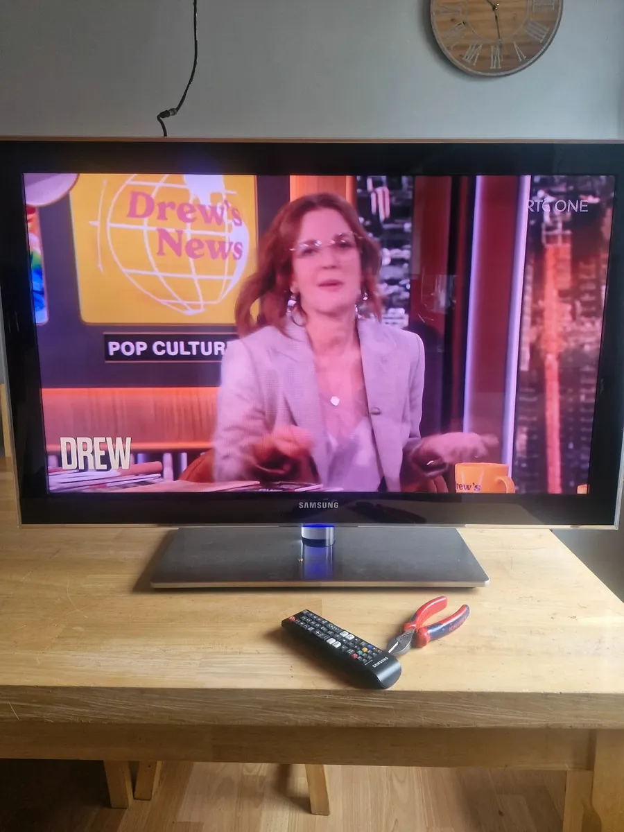 Samsung 40 TV - Image 3