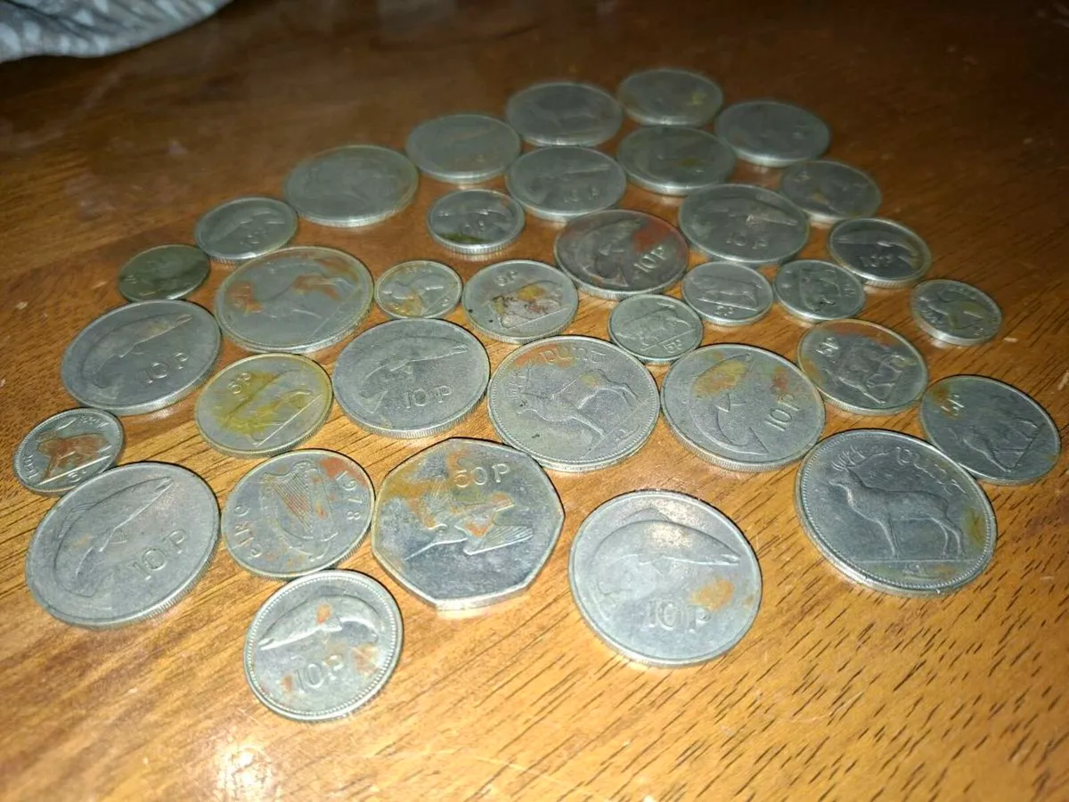 35 old Irish coins - Image 3