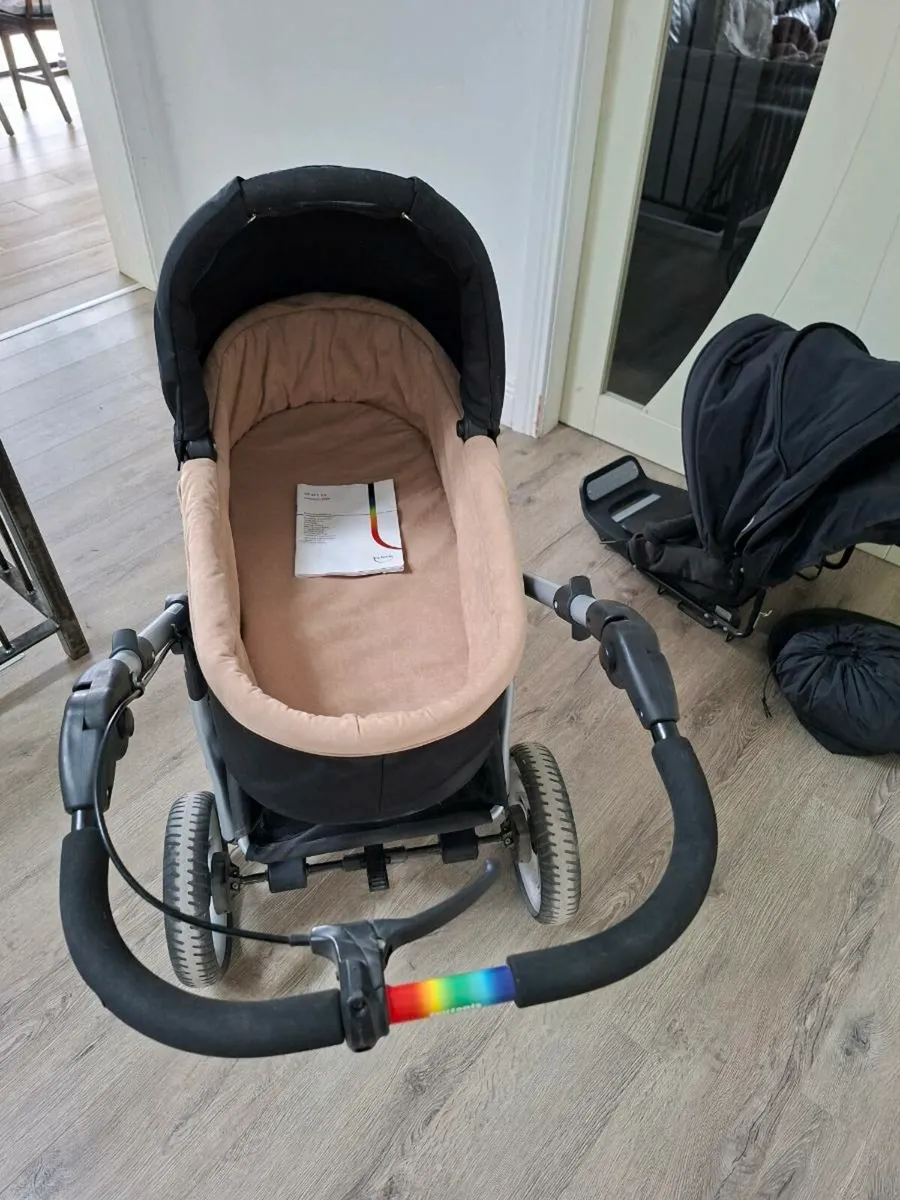 Tuetonia Pram / buggy - Image 4