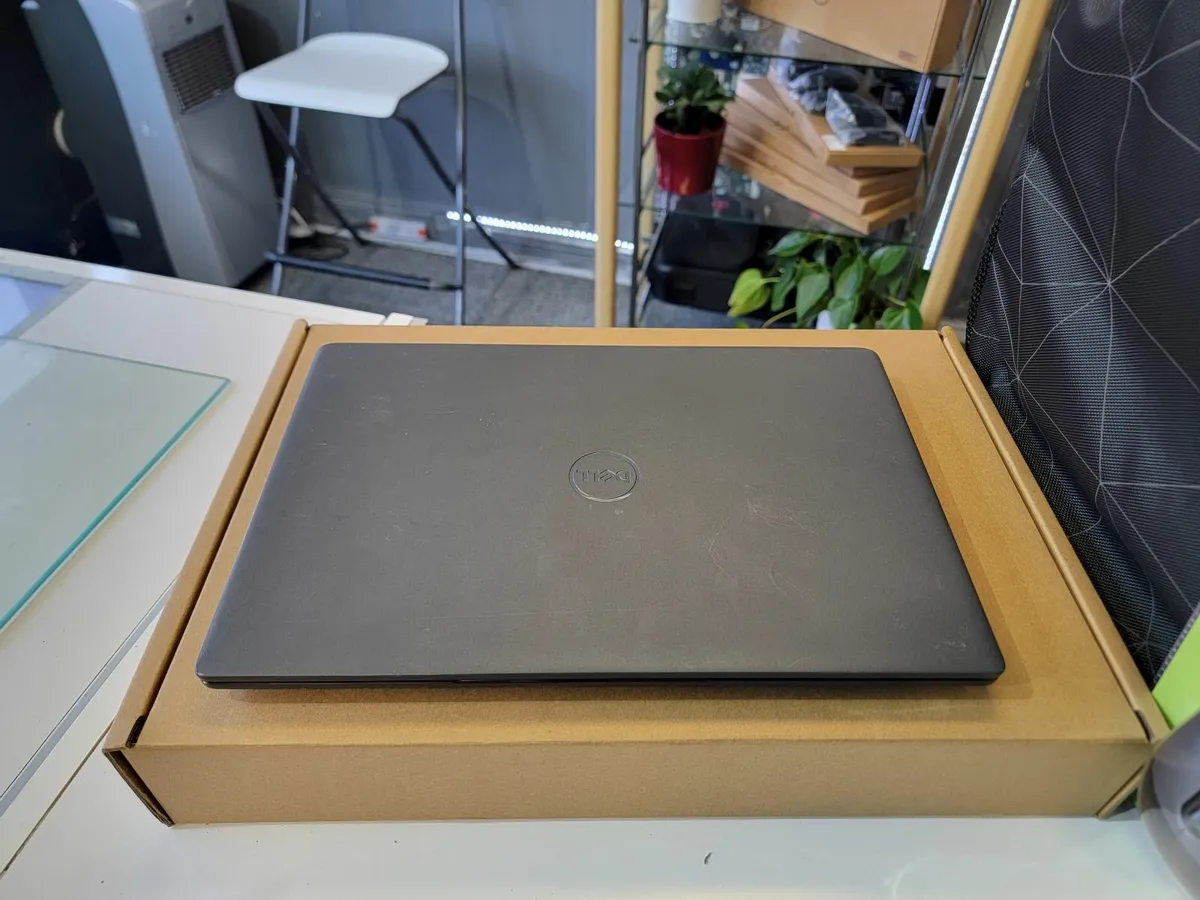 DELL LATITUDE 3410 | i3-10110U | 16GB RAM | 256GB - Image 3