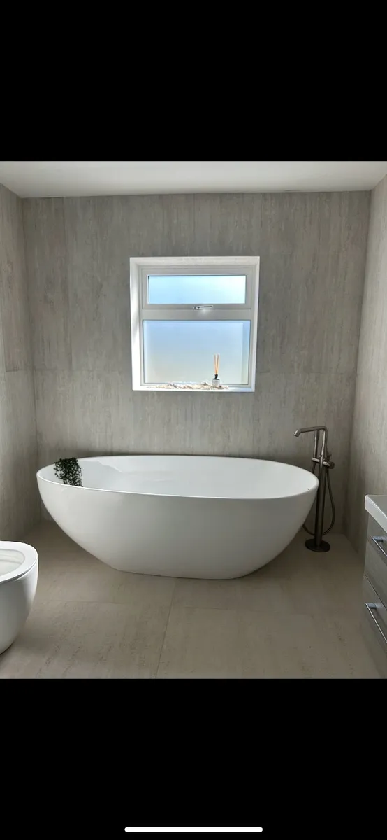 Mabe Freestanding Bath 1800 - Image 3
