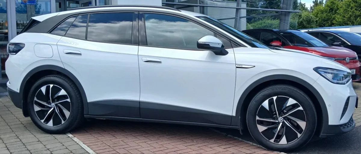 Volkswagen ID.4 Business 77kwh 204HP  fully Elect - Image 2