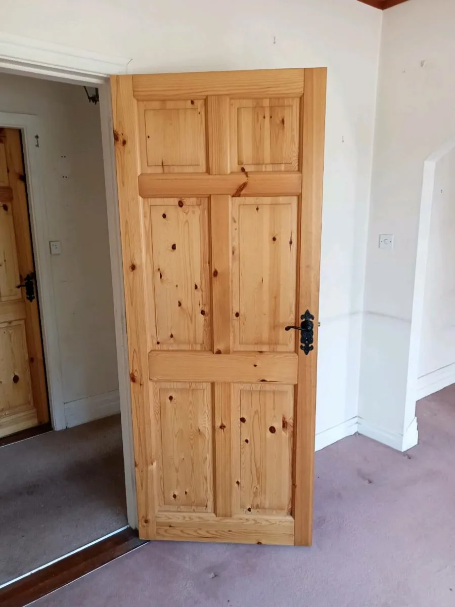 Solid pine 6 panel doors - Image 1