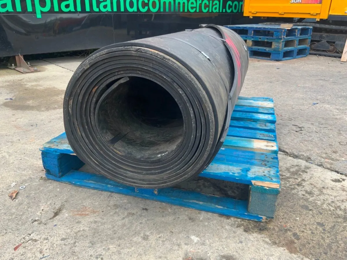 UNUSED 1400mm TEREX CONVEYOR RUBBER..001. - Image 3