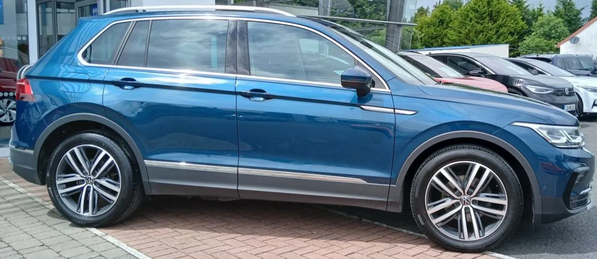 Volkswagen Tiguan Elegance 2.0 TDI 150HP  bluetoo - Image 2