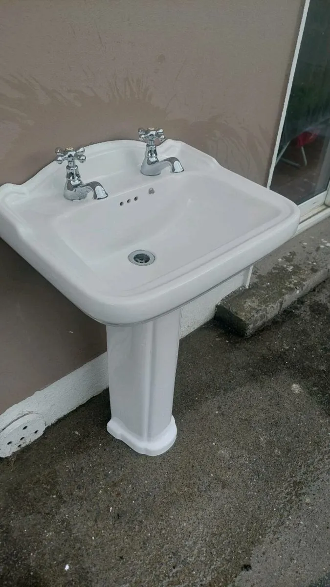Vintage sink and pedestal