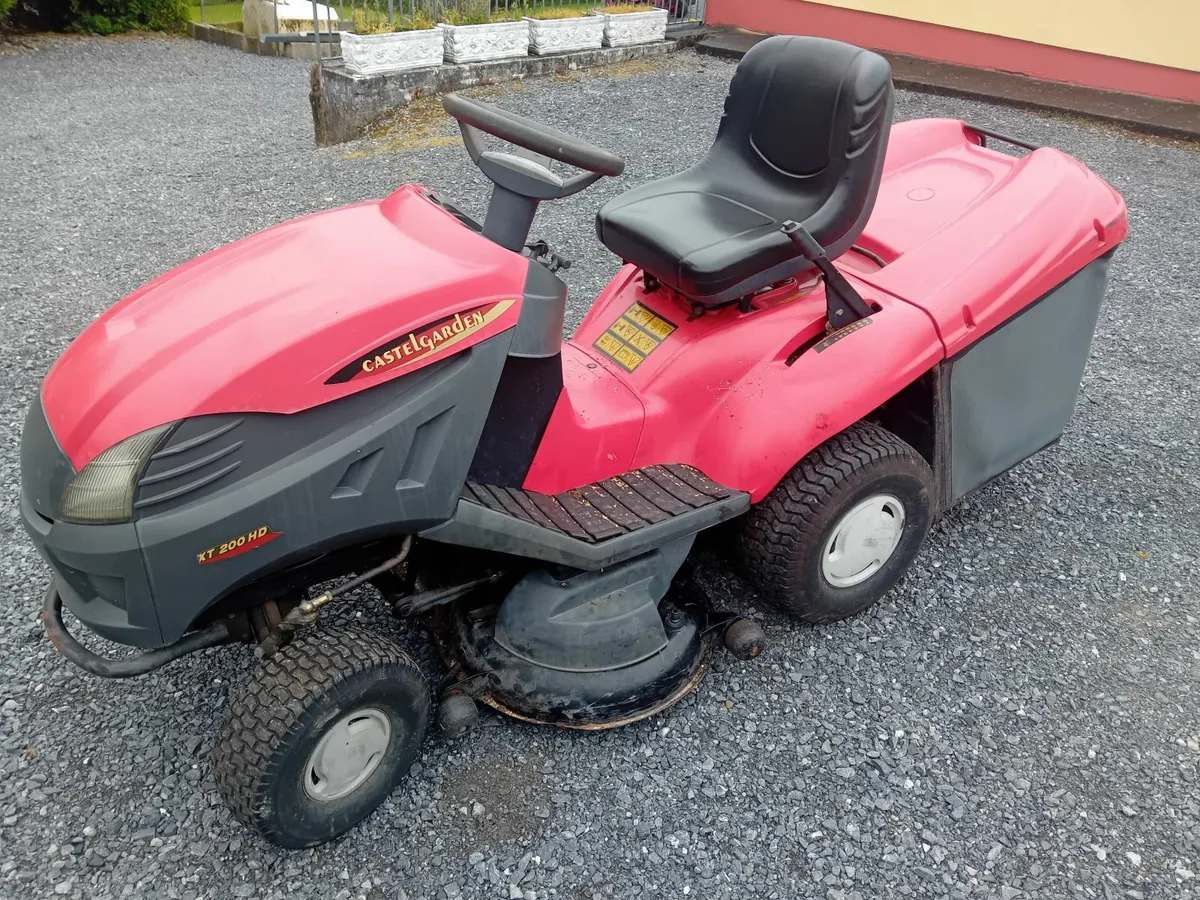 Castle garden 22hp vtwin - Image 1