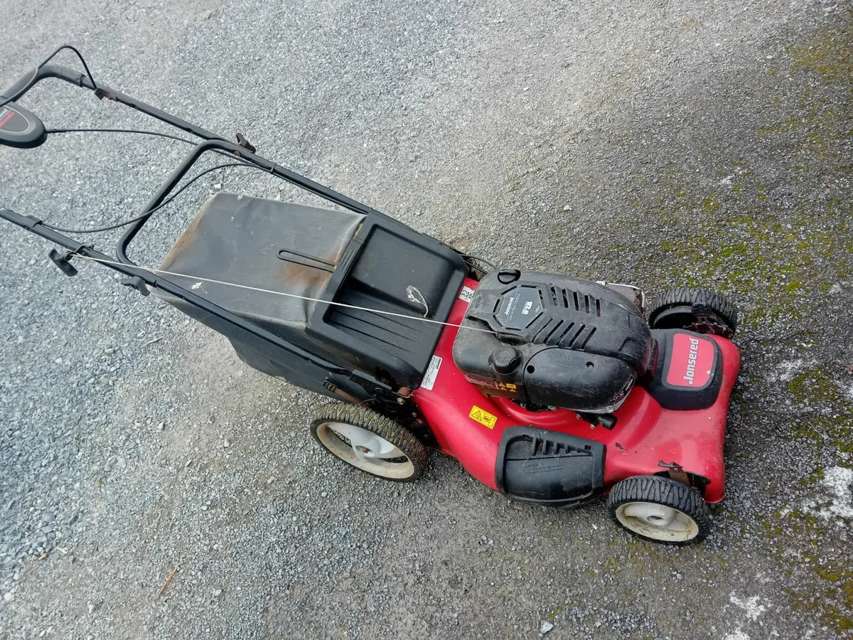 Self propelled Jonsered 8hp - Image 1
