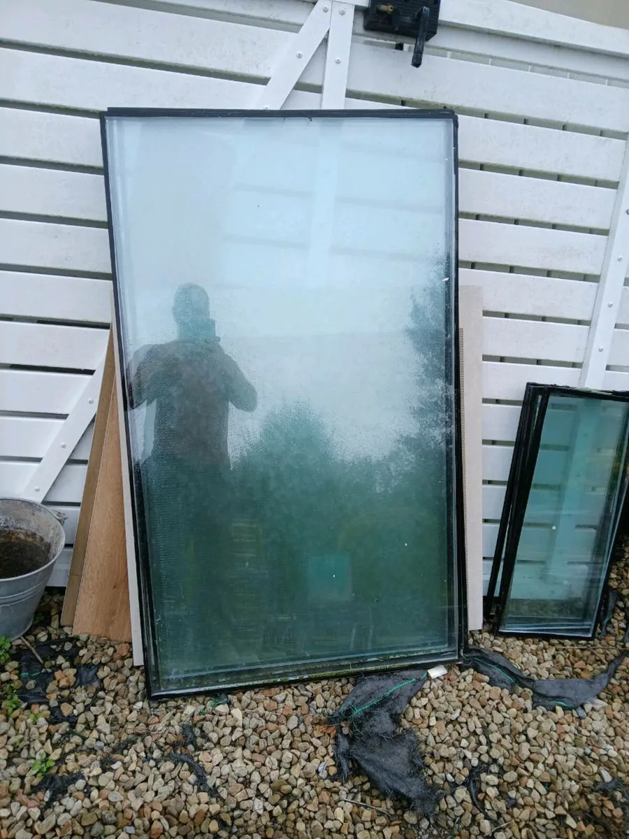 Windows/glass - Image 2